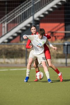 Bild 171 - wBJ Eimsbuettler TV - SV Werder Bremen : Ergebnis: 0:1
